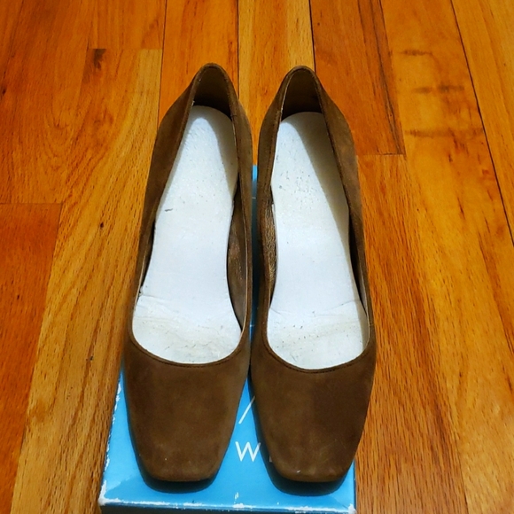 Nine West Suede Wedges in Toffee 8.5 - Picture 1 of 5